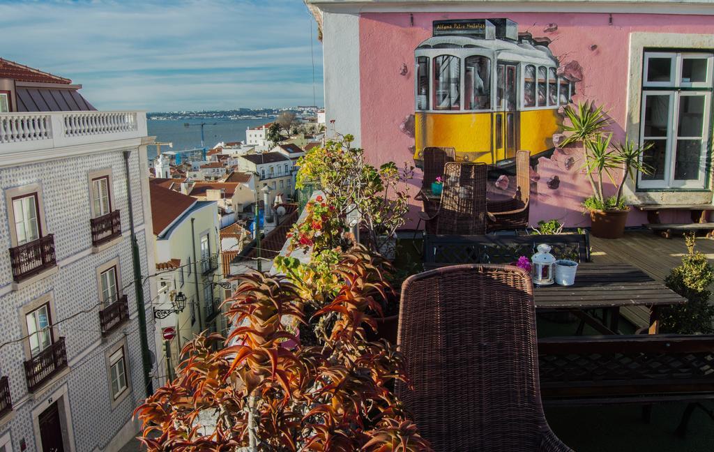 Alfama Patio Apartments Lisbon Exterior photo